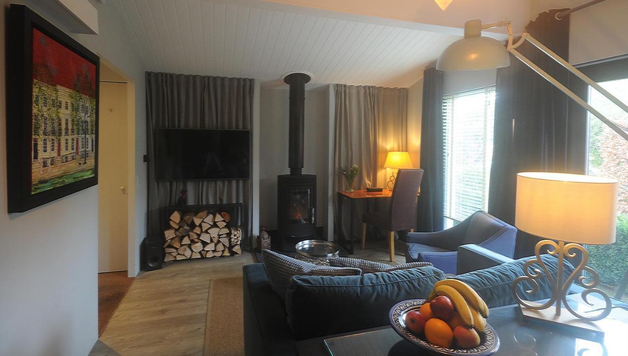 The Cabin Cheltenham Esterno foto