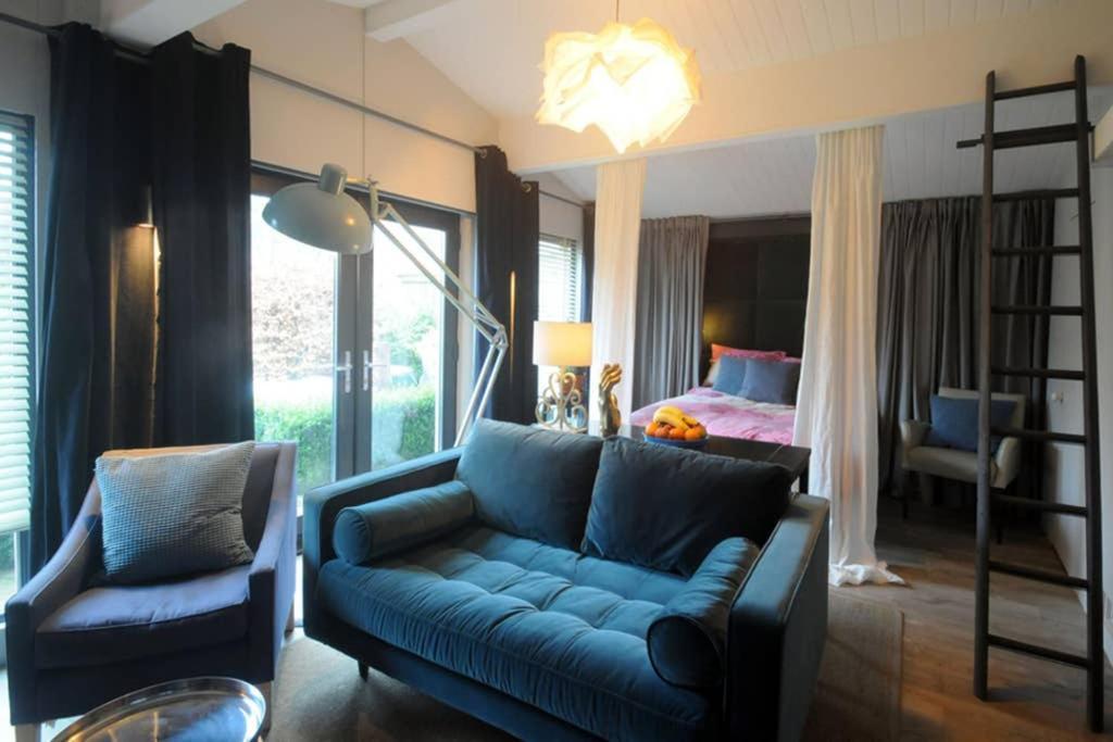 The Cabin Cheltenham Esterno foto