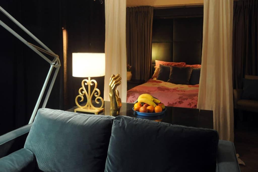The Cabin Cheltenham Esterno foto